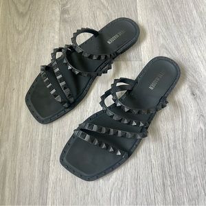 Steve Madden - ‘SKYLER’ Black Sandals (USW 8.5)